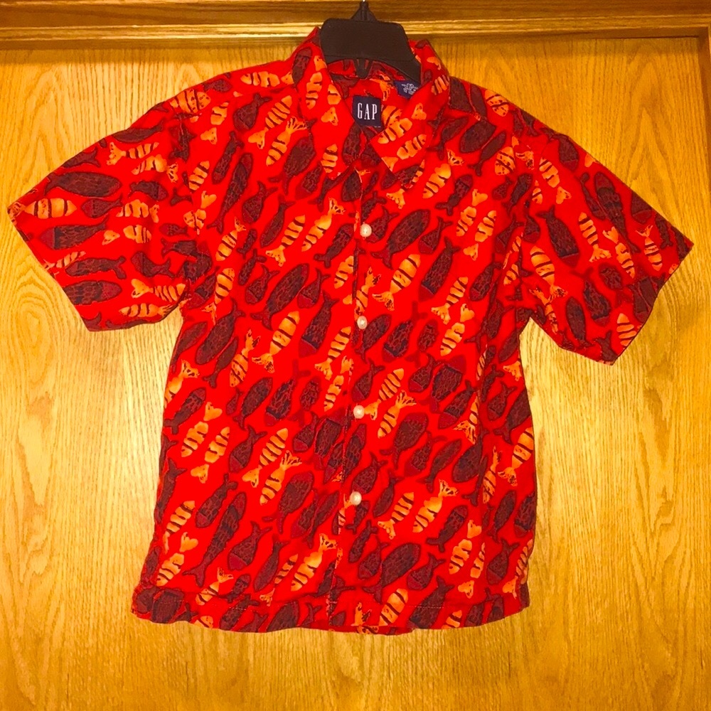 Rare VINTAGE size 4 Gap red fish print poplin button down Hawaiian shirt EUC